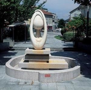 Fontaine place de la mairie 1991