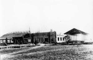 Construction de l'usine de chimie - Premiers bâtiments 1915
