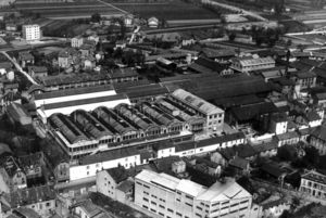 Vue panoramique des usines Neyrpic 1986