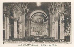 Intérieur de l'église d'Ecully 1922