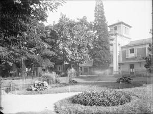 Pouponnière municipale de Villeurbanne et son parc 1934