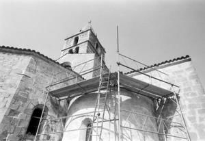 Rénovation de l'abbaye cistercienne de Léoncel 1989