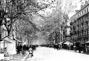 jour de marché sur le cours st andré, avant son déplacement vers l'estacade 1921