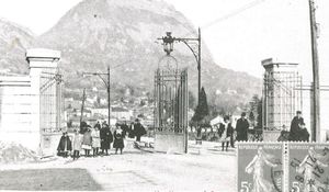 Grenoble, la porte saint Laurent et le Saint Eynard 1892