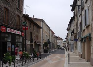 La grand rue de St Etienne de St Geoirs 2015