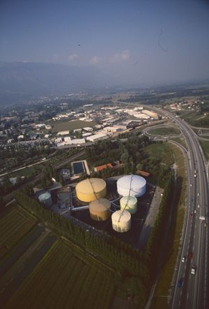Vue sur la zone industrielle de Saint Martin d'Hères 1985