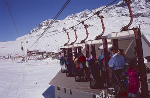 Départ en télécabine à l'Alpe d'Huez 1982