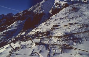 LA station de ski Vaujany vu d'en haut 1985