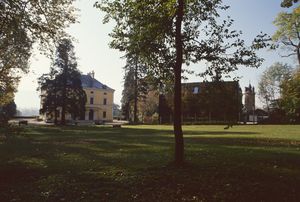 Le château de Maupertuis et le parc de l'étang 1984