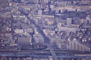 Vue aérienne des grands boulevards de Grenoble et du pont de Catane 1984