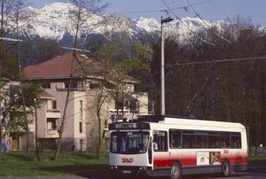 Nouveau quartier et bus de la TAG 1984