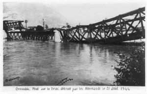 L'ancien pont du vercors sur le Drac détruit lors de l'évacuation des allemands nazis 1944
