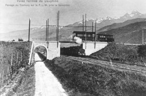 La voie ferrée et la ligne de tramway SGTE 1900