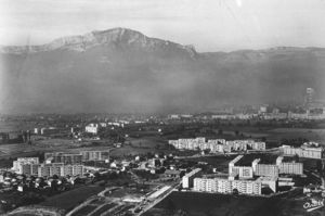 Vue générale Saint Martin d'Hères et le mont Eynard 1970