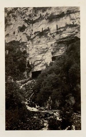 La grotte carrée, la sortie des cuves de Sassenage 1950