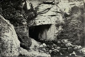 La grotte carrée, la sortie des cuves de Sassenage 1950