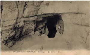 Entrée des grottes des cuves de Sassenage 1880