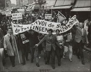 Manifestation contre la Guerre d'Algérie 1960