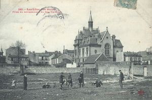 La Mairie prise du Lotissement du Coq Français 1906