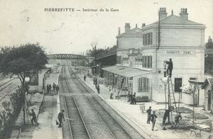 Intérieur de la Gare 1908