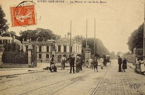 La Mairie et la rue de la Barre 1910