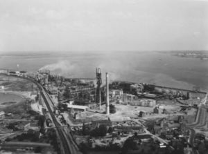 Les Raffineries 1935