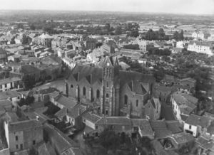 L'église et la ville 1940