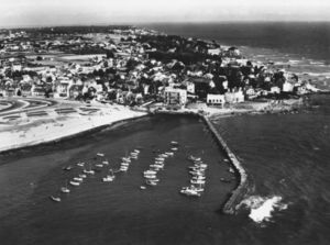 Le port et l'anse de la Bonne source 1960