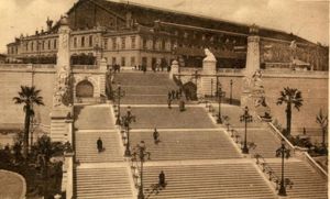 La Gare et ses escaliers 1920