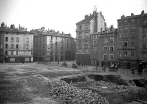 Vue de la place Sainte-Claire en travaux 1902