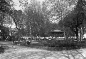 Kiosque du Jardin de Ville 1920