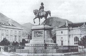 Autrefois Place d'Armes (Place de Verdun), statue de Napoléon - vers 1870 1880