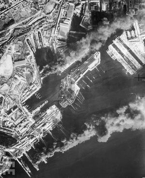 Sabordage de Toulon, le Port 1942. 1942