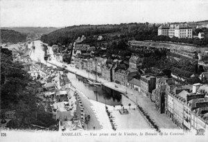 Vue prise sur le Viaduc, le bassin et la Caserne aujourd'hui disparue 1880