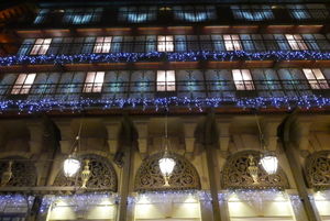 Façade illuminée du Théâtre du Palais Royal 2016