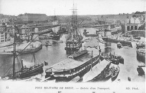Port militaire, ouverture du Pont pour l'arrivée d'un transport 1900