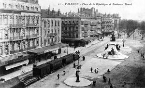 Ligne de train sur la Place 1910