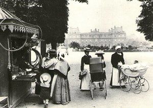 Les nounous au Jardin du Luxembourg 1900