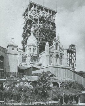 Le Sacre Coeur pendant la construction du campanile 1908