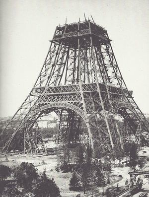 Construction de la Tour Eiffel 1888