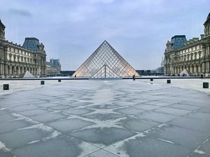 La pyramide du Louvre 2018