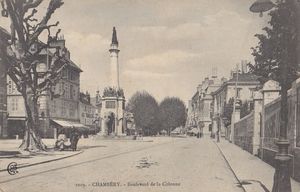 Chambéry - Boulevard de la Colonne, la Fontaine des Éléphants 1900