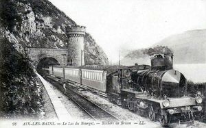 AIX-les-BAINS - Le Lac du Bourget, arrivée du Train de Chambéry 1910