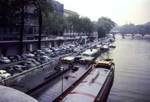 Les parkings sur le quai de Conti, 1960 1960