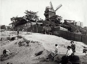 Montmartre et le Moulin de la Galette en 1912 1912