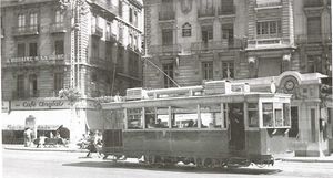 Trolleybus rue Félix Poulat 1948