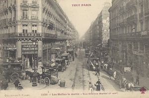 Les Halles le matin Rue Etienne Marcel 1900