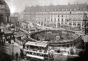 Place saint Michel lors de la construction de la ligne 4 du métro 1905