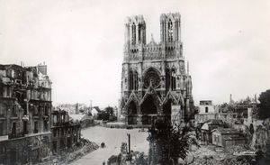 La cathédrale et les déstructions de l'après la guerre 1918
