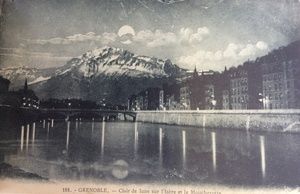 Grenoble, les quais de nuit, l'Isère et le Moucherotte 1910